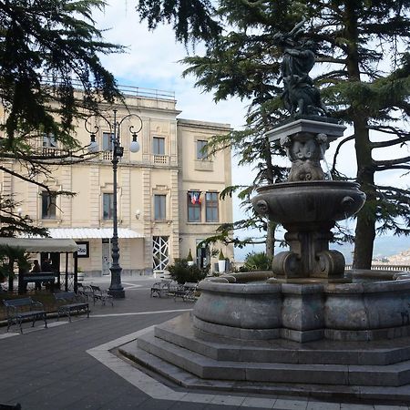 Una Casa Al Belvedere Enna Exterior photo